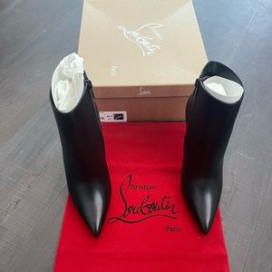 “So Kate” Christian Louboutin Booties 40.5